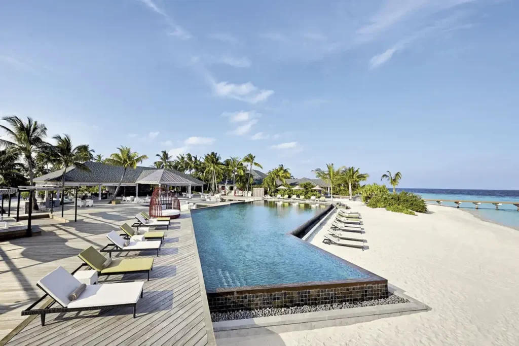 NH Collection Maldives Havodda Resort 2