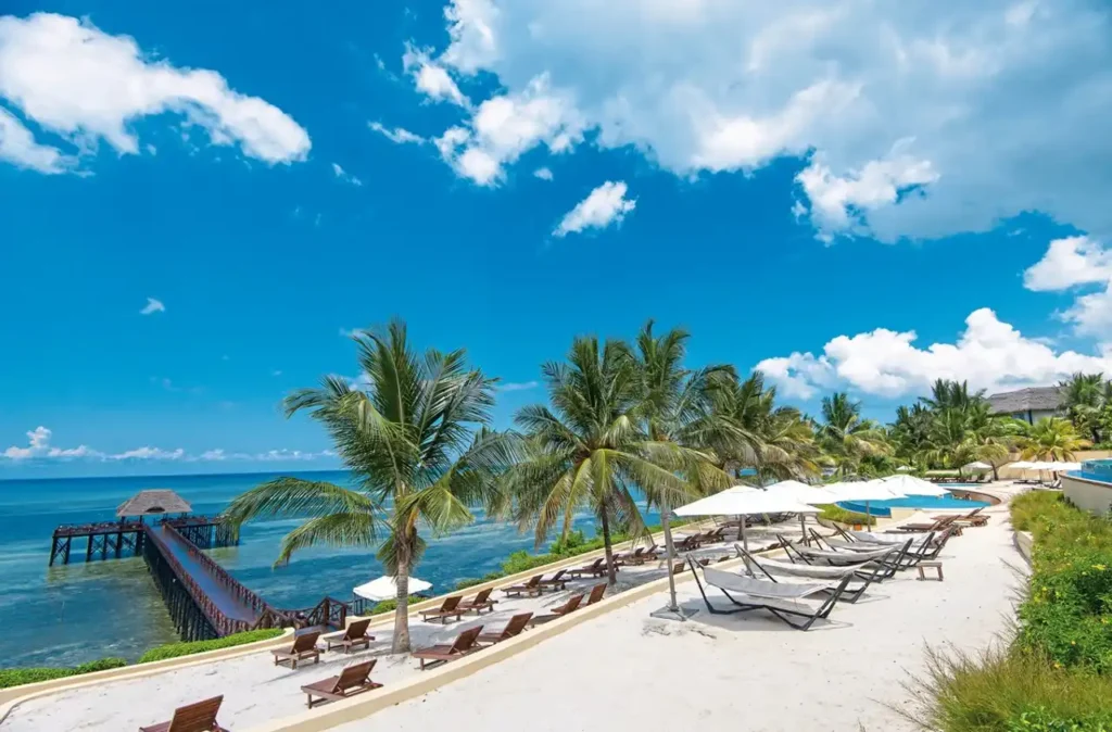 Sea Cliff Resort & Spa 2