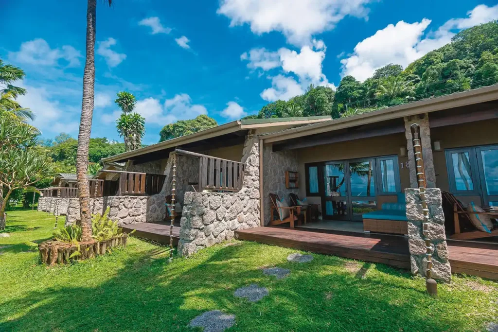 Coco de Mer & Black Parrot Suites