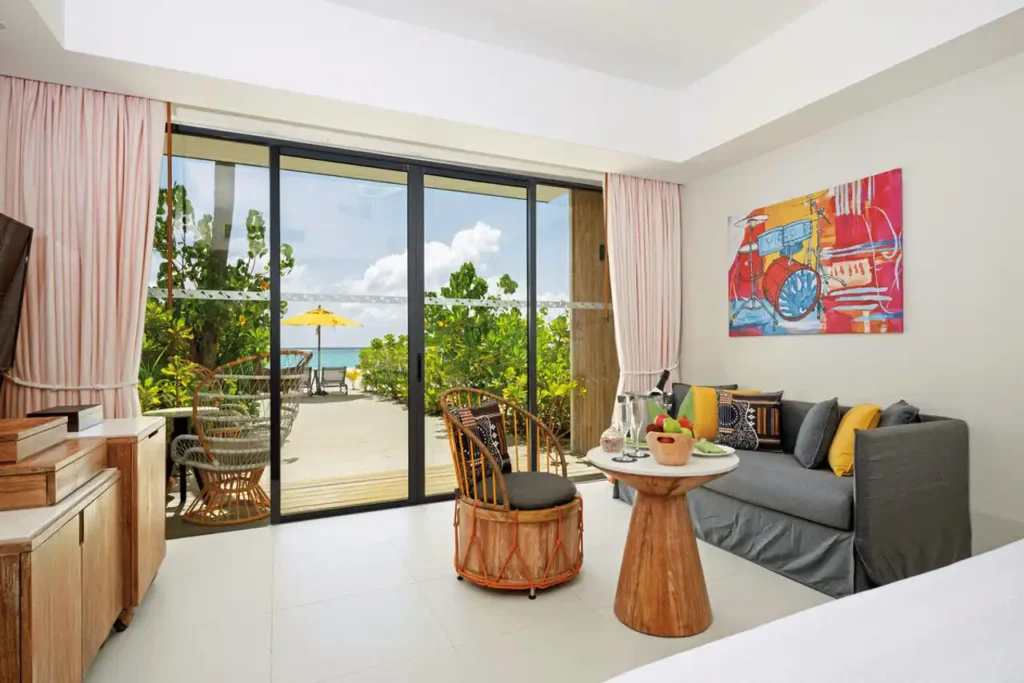 Hard Rock Hotel Maldives 7