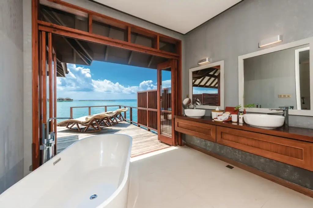 VARU by Atmosphere 6