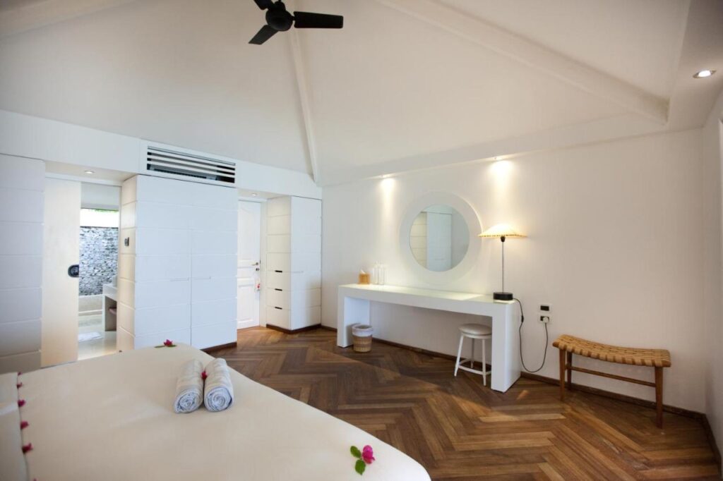 Diamonds Athuruga8 Diamonds Athuruga