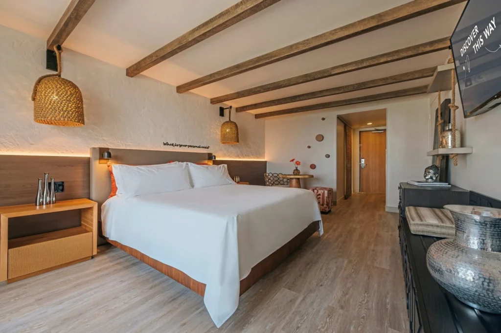 Renaissance Wind Creek Aruba7